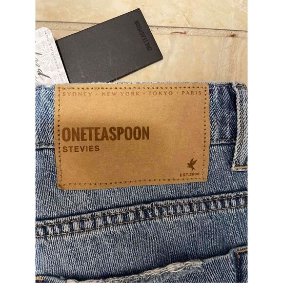 OneTeaspoon Stevie’s Boyfriend Shorts Size 27 - Picture 4 of 5